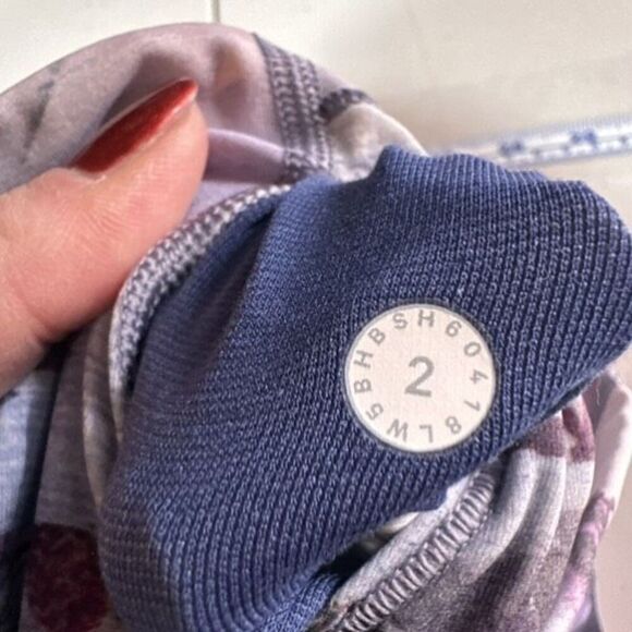 Lululemon Wunder Under High-Rise 7/8 Leggings Luxtreme Sunrise Silhouette Size 2 - Picture 9 of 10